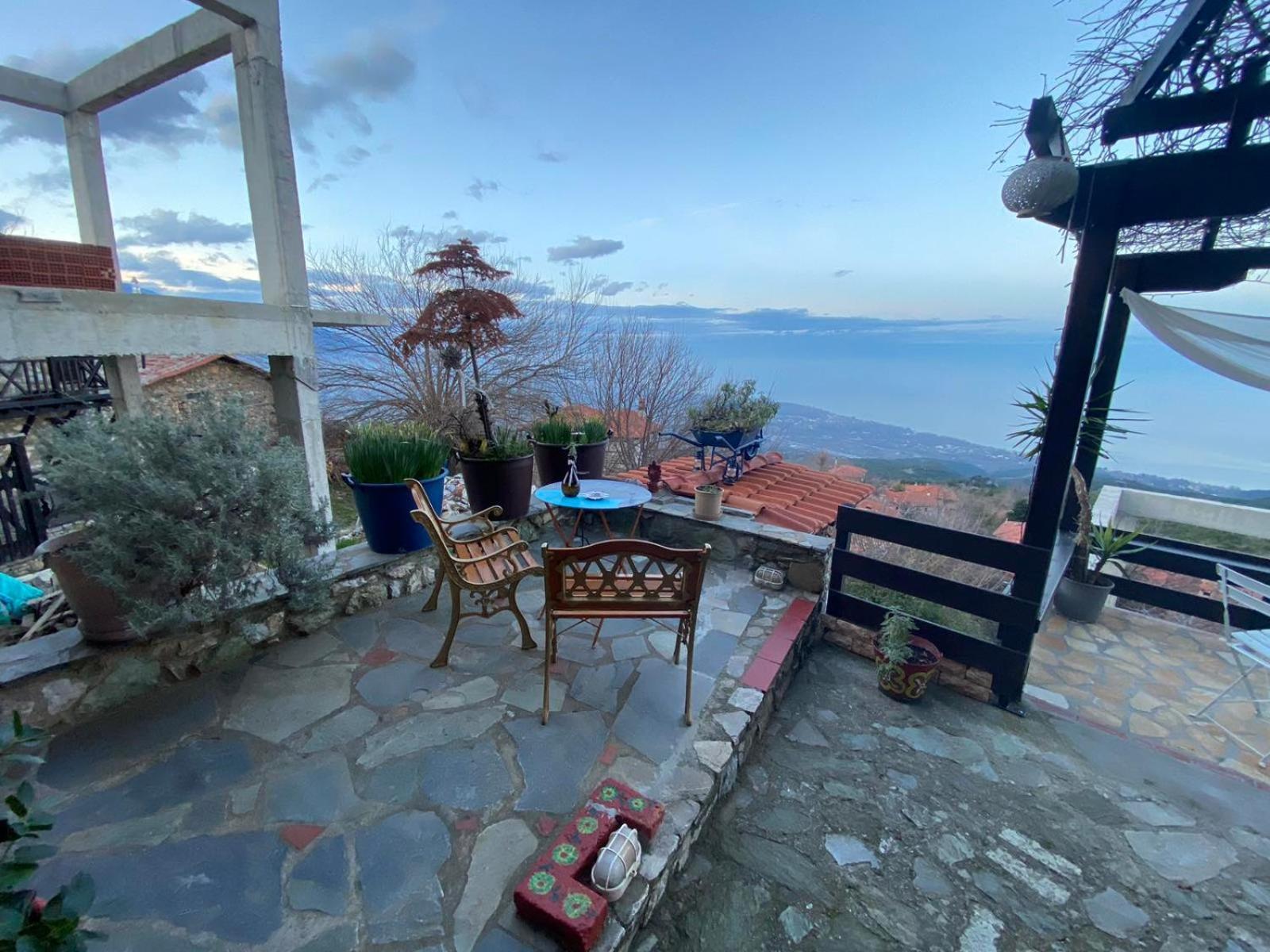 Guesthouse Erato Palaios Panteleimonas Eksteriør billede