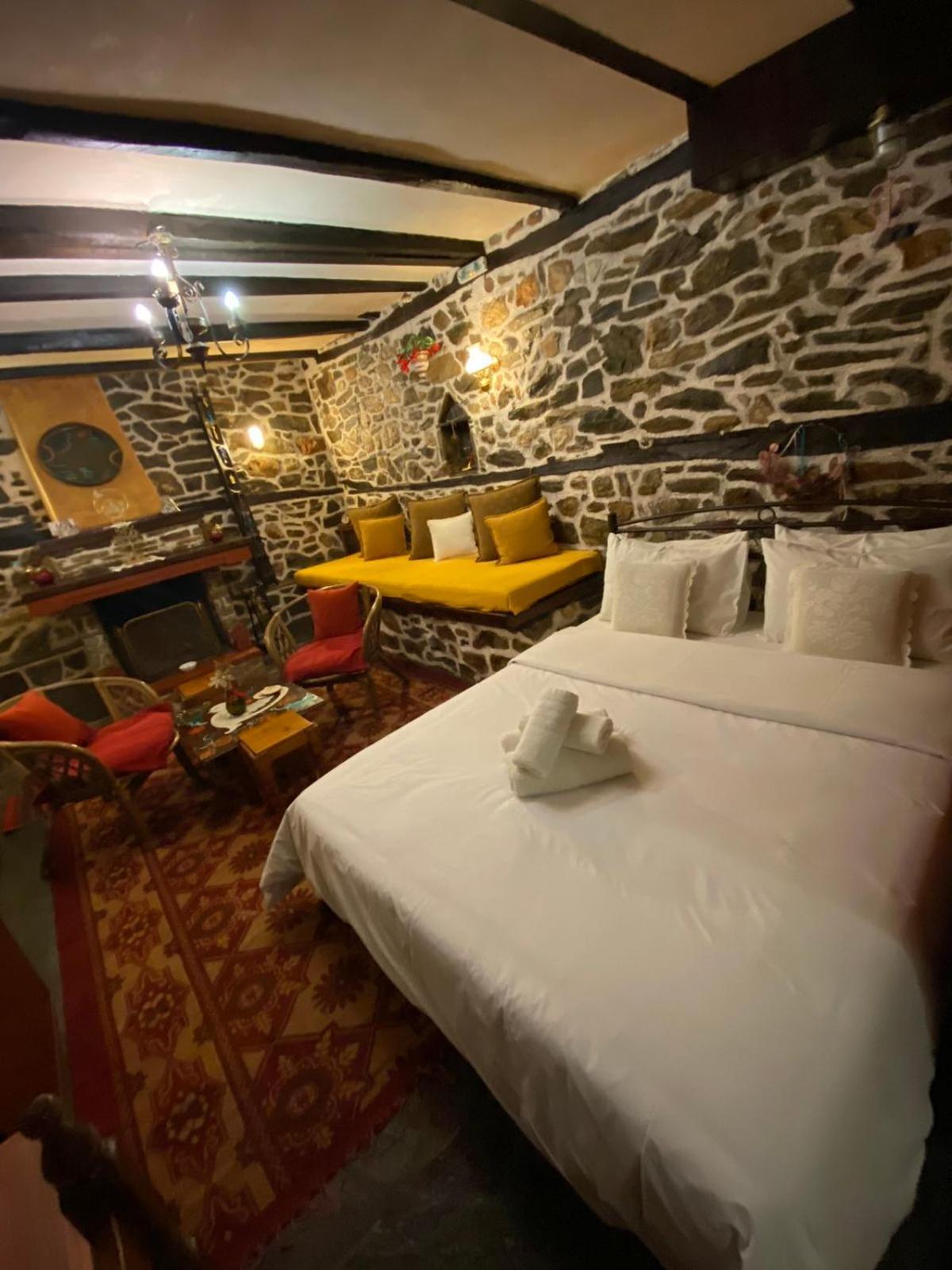 Guesthouse Erato Palaios Panteleimonas Eksteriør billede