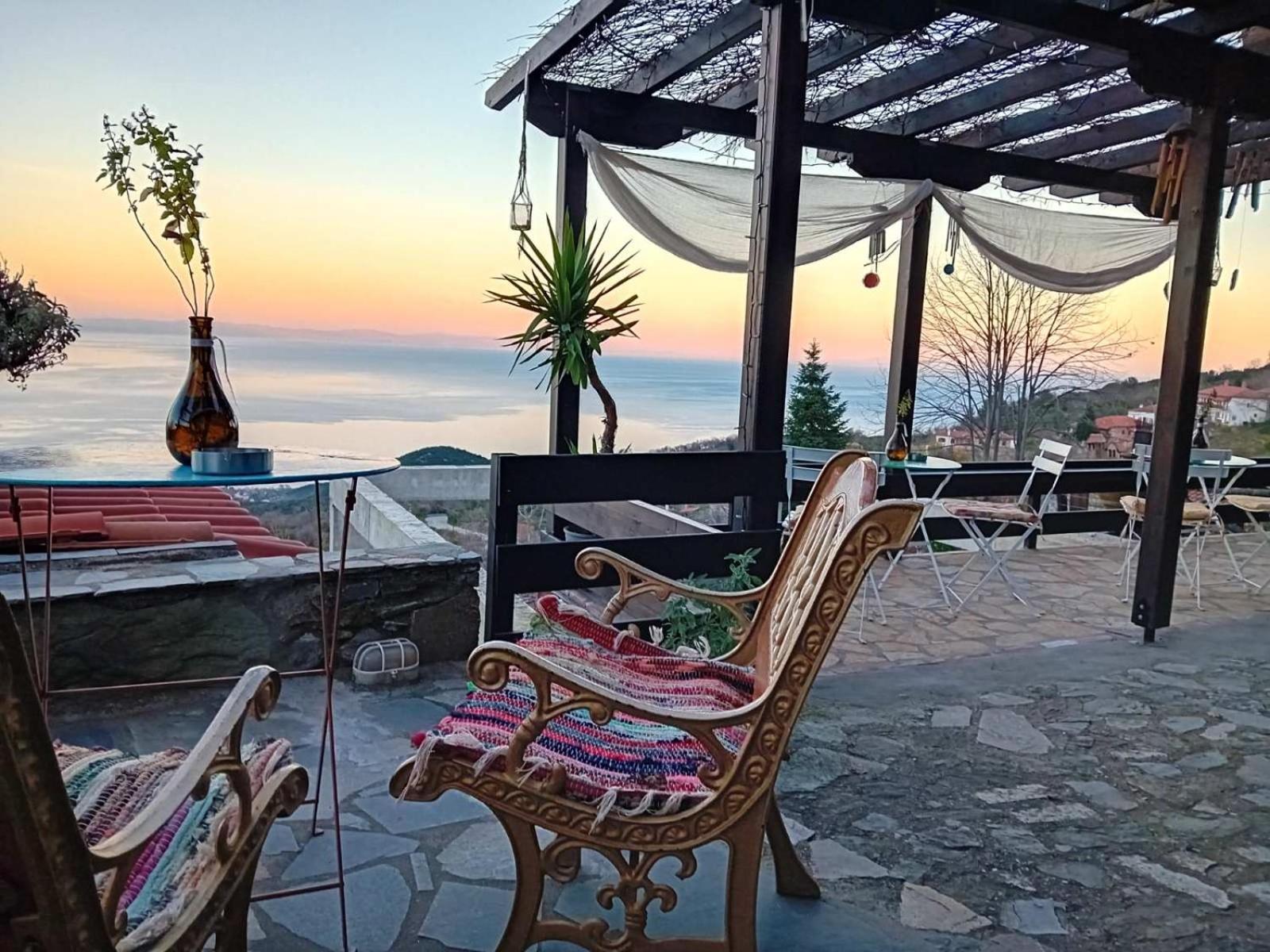 Guesthouse Erato Palaios Panteleimonas Eksteriør billede